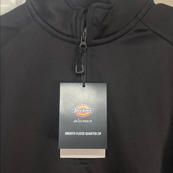 Dickies Women's {Medium} Black Smooth Fleece Quarter-Zip NWT - Picture 2 of 12